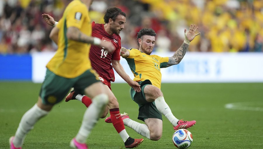 Australia sorprende a Turquía y suma tres puntos de oro