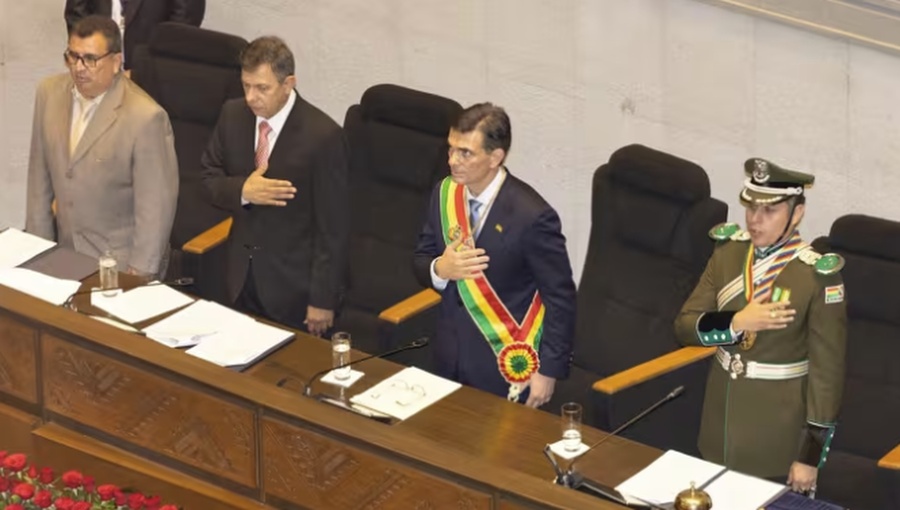 Bolivia: Presidente anuncia el levantamiento de 20 puntos de bloqueo