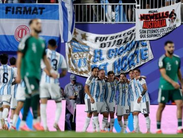 Lionel Messi anotó su primer hat-trick en un Mundial en la goleada de Argentina ante Argelia