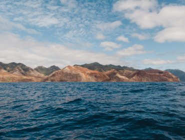 Sismo de magnitud 5,0 se registra frente a Juan Fernández y SHOA descarta riesgo de tsunami en la zona continental chilena