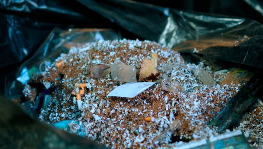 Aduanas destruye casi 3 millones de cigarrillos y productos ilegales decomisados en la región de Magallanes