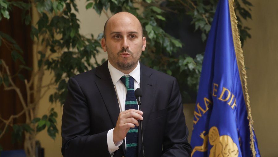 Comisión presidida por el Senador Andrés Longton recibió a ENAP por irregularidades en reportes ambientales y exigen esclarecer responsabilidades
