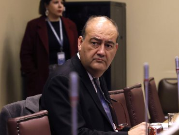 Defensa de Grau expone ante comisión revisora y afirma que la acusación "no logra explicar" la infracción de normas constitucionales o legales