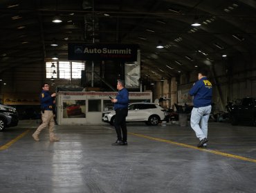 PDI investiga robo de al menos 16 vehículos desde taller de automotora en San Joaquín