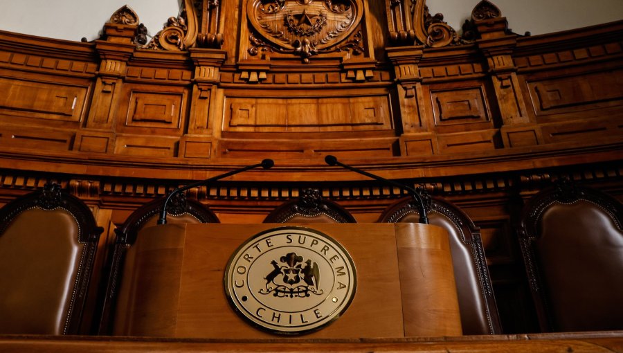 Corte Suprema ordena abrir 56 cuadernos de remoción contra jueces que salieron del país mientras estaban con licencia médica
