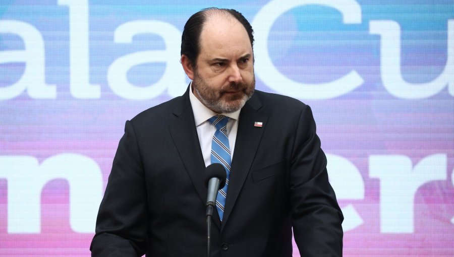 Ministro Rau defiende indicaciones ingresadas al proyecto de Sala Cuna Universal y explica su esquema de financiamiento