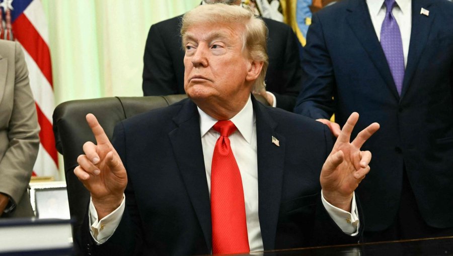 Trump anuncia la reapertura de Ormuz tras pacto con Irán, pero advierte: “Si no se portan bien volveremos a lanzarles bombas”