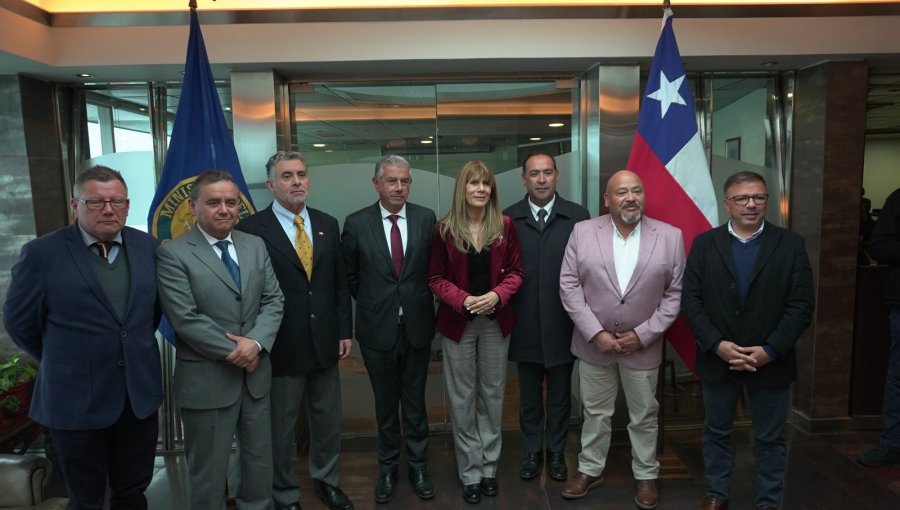 Ministra de Energía y alcaldes coordinan hoja de ruta para impulsar la descarbonización en Concón, Quintero y Puchuncaví