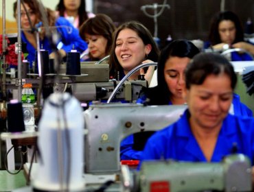 Consejo Regional aprueba $4.191 millones para extender programa de empleo que beneficia a cerca de 1.200 mujeres en Valparaíso