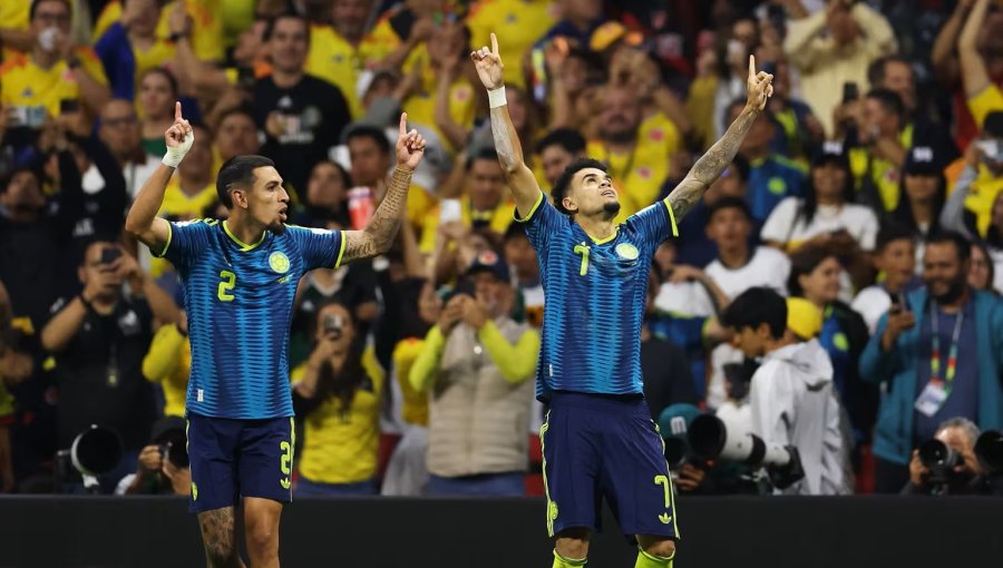 Colombia hizo su estreno en el Mundial con una victoria ante Uzbekistán por el grupo K