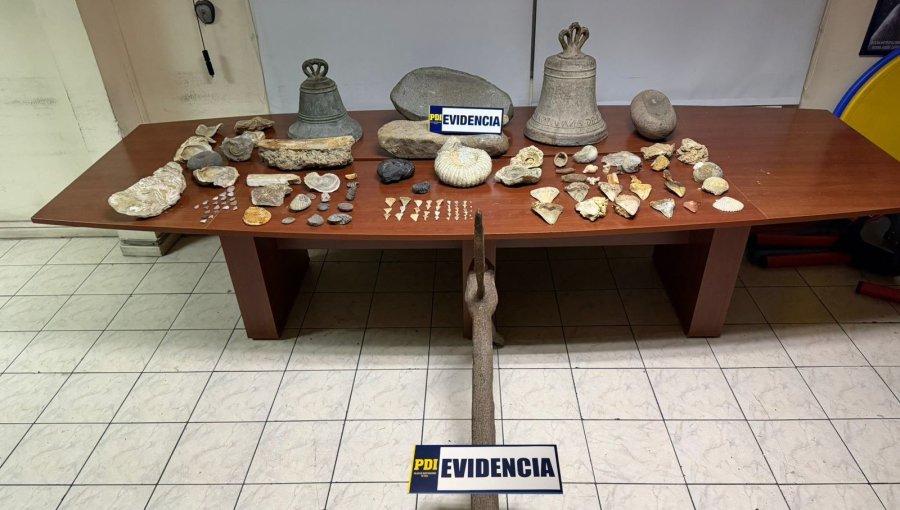 Recuperan campana colonial de hasta 375 años y detienen a sujeto que intentaba comercializarla a través de Internet