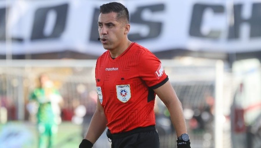 "Un espanto": Cristián Garay se llenó de críticas por arbitraje mundialista en Canadá