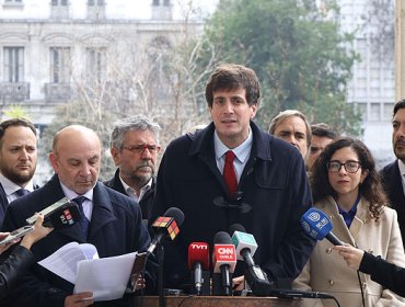 Grupo transversal de parlamentarios impulsan reforma para elevar requisitos y quórums para las acusaciones constitucionales