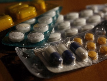 Fiscalía Nacional Económica anuncia nuevo estudio al mercado de medicamentos por falta de competencia