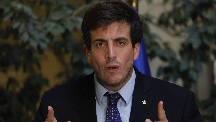 Diego Schalper anuncia voto en contra de la acusación al exministro Grau