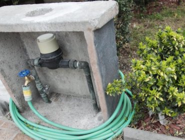 Sanitarias reemplazarán medidores de cobre ante aumento de robos que se duplicaron entre 2023 y 2025