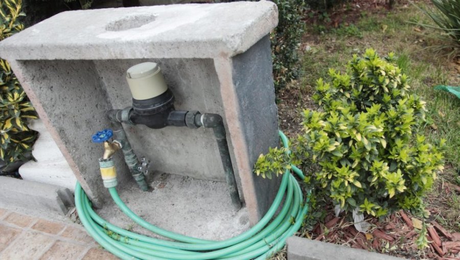 Sanitarias reemplazarán medidores de cobre ante aumento de robos que se duplicaron entre 2023 y 2025