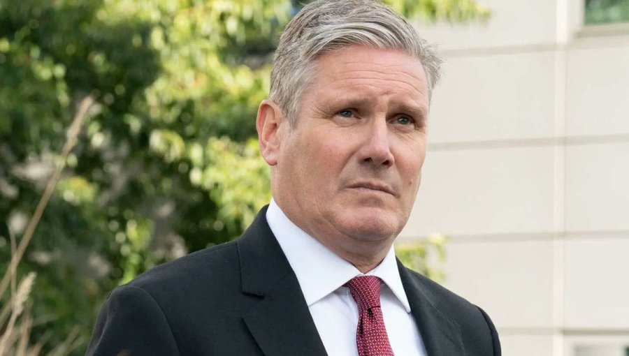 Keir Starmer dimite como primer ministro del Reino Unido tras perder apoyo en su partido