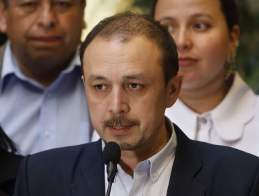 Transporte en Valparaíso: Diputado Cuello acusa "evidente resistencia" empresarial al pago electrónico