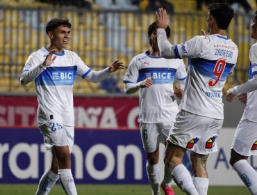 La UC venció a Everton en el Sausalito y trepó a la cima del grupo B de la Copa Chile