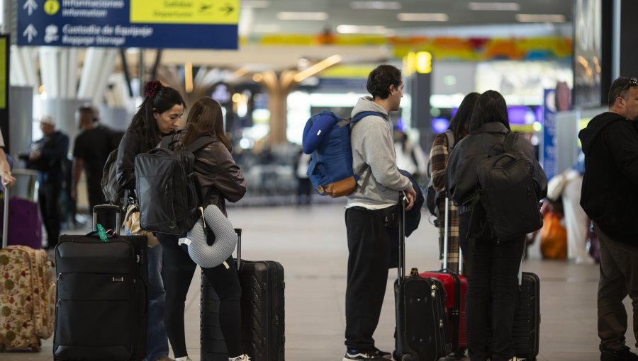 Aeropuerto de Santiago proyecta que más de 2.1 millones de pasajeros transiten por el terminal durante vacaciones de invierno
