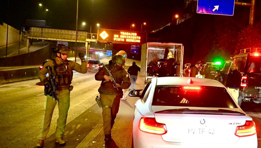 Operativo nacional de Carabineros termina con 184 detenidos en controles nocturnos