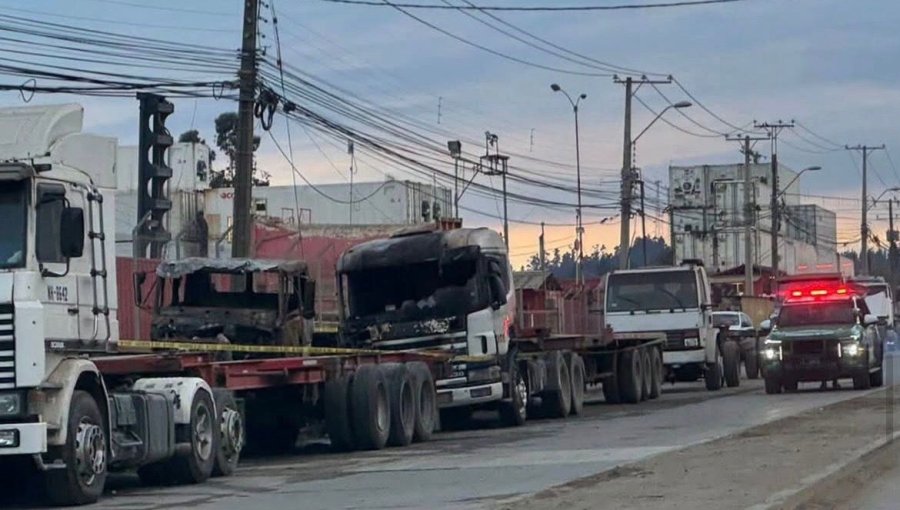 Investigan quema de dos camiones durante la madrugada en el sector de Placilla
