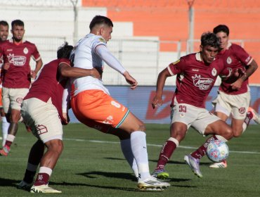 D. La Serena resistió con un jugador menos y empató sin goles ante Cobresal por la Copa Chile