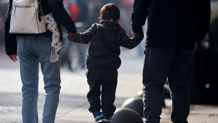 Gobierno ingresa con suma urgencia proyecto de ley que busca entregar bono de $30 mil por hijo