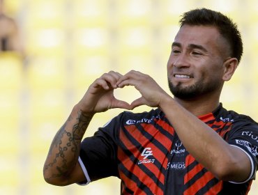 Presidente de D. Limache califica de "rumores sin base" el presunto interés de Colo-Colo por Jean Meneses