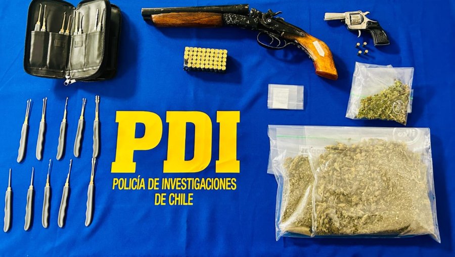 PDI recupera joyas robadas en Rinconada e incauta armas y droga en San Felipe