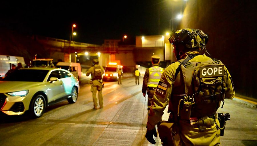 158 personas detenidas deja amplio operativo policial en Valparaíso y Santiago