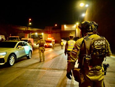 158 personas detenidas deja amplio operativo policial en Valparaíso y Santiago