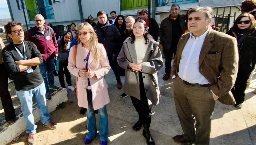 Diputado Olavarría rompe filas con el Gobierno por casas en El Olivar: reconoce que Poduje "se equivocó" y lo llama a "tomar otra disposición"