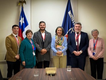Comitiva parlamentaria-municipal pide a Ministra de Salud priorizar Hospital de La Ligua