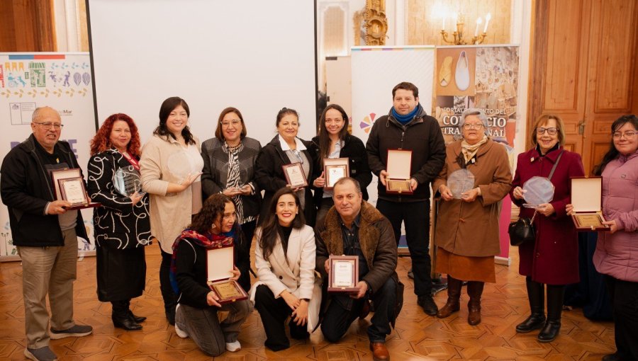 Reconocen a 11 emblemáticos locales de Viña del Mar por fortalecer su competitividad y preservar el comercio tradicional