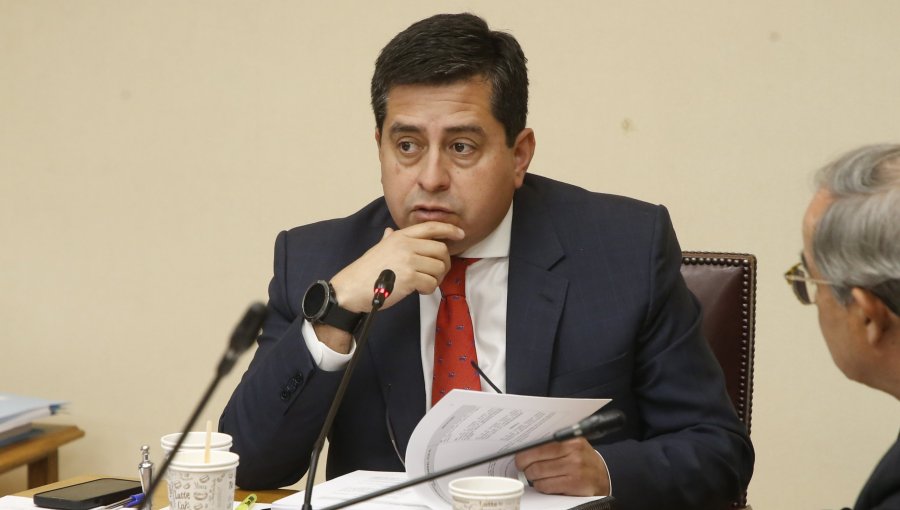 Senador Araya tras aprobación en general de la megarreforma cuestiona que la oposición "no tuvo capacidad de poder actuar en conjunto"