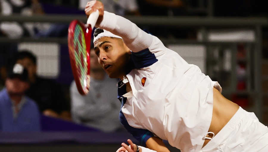 Alejandro Tabilo debuta este martes en Wimbledon ante Kamil Majchrzak