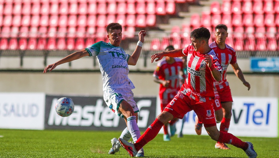 Unión La Calera golea a Santiago Wanderers y sigue en carrera en la Copa Chile