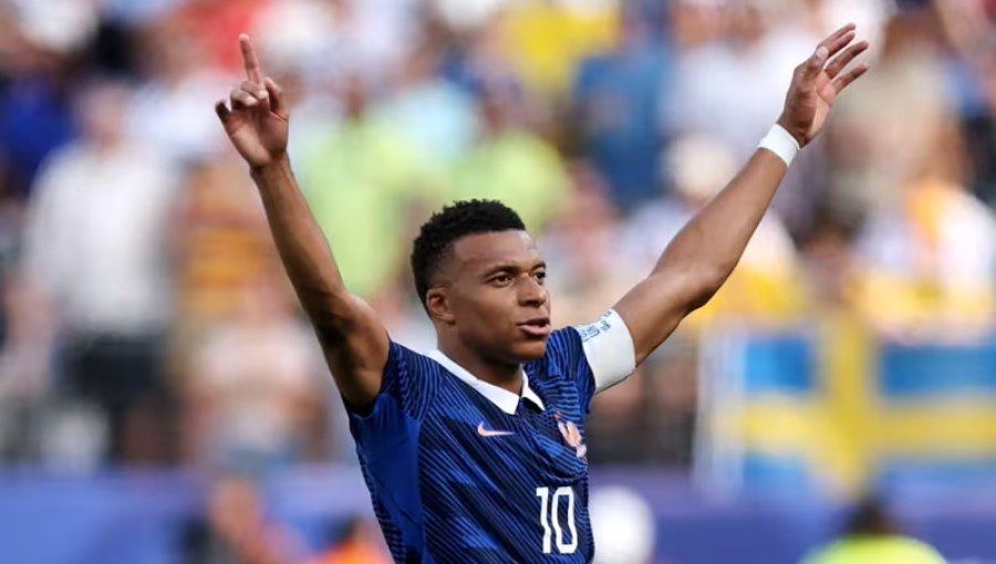 Francia arrasa con Suecia con doblete de Mbappé y enfrentará a Paraguay en octavos del Mundial