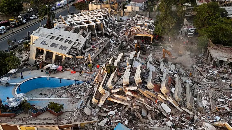 Ascienden a 1.943 los muertos y 10.571 los heridos por el doble terremoto que afectó a Venezuela