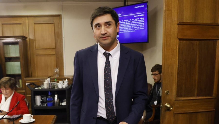 Tribunal rechaza cautela de garantías solicitada por defensa del senador Calisto en causa por fraude al Fisco
