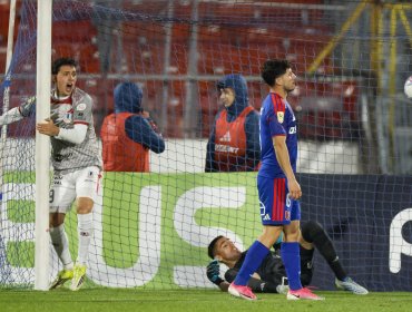 U. La Calera venció a la U en el Nacional y alcanzó el liderato de su grupo en la Copa Chile