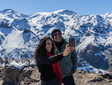 Estudio revela que solo dos de cada diez chilenos planean salir de vacaciones de invierno este año