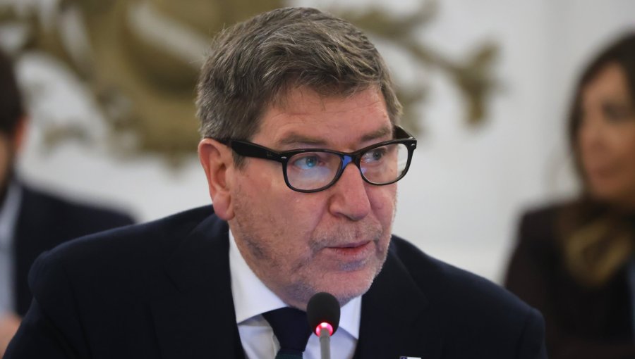 Biministro Daniel Mas aborda quinta caída consecutiva del Imacec: "Recibimos una economía estancada"