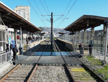 Comienza marcha blanca de paso peatonal ampliado en estación Francia de Valparaíso