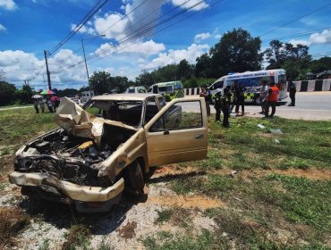 Tragedia en Tailandia: niño de 11 años al volante de una camioneta atropella y mata a ocho monjes budistas