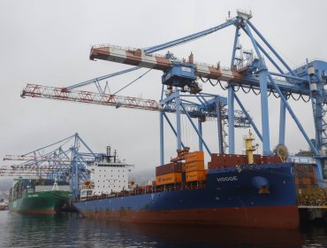 Puertos de la región de Valparaíso lideran las importaciones en Chile pese a caída del 9% en la carga movilizada durante mayo