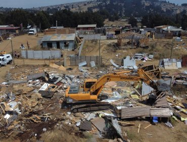 Segunda fase del desalojo en la megatoma de San Antonio terminó con 157 casas demolidas y excavaciones de 400 metros para zanjas