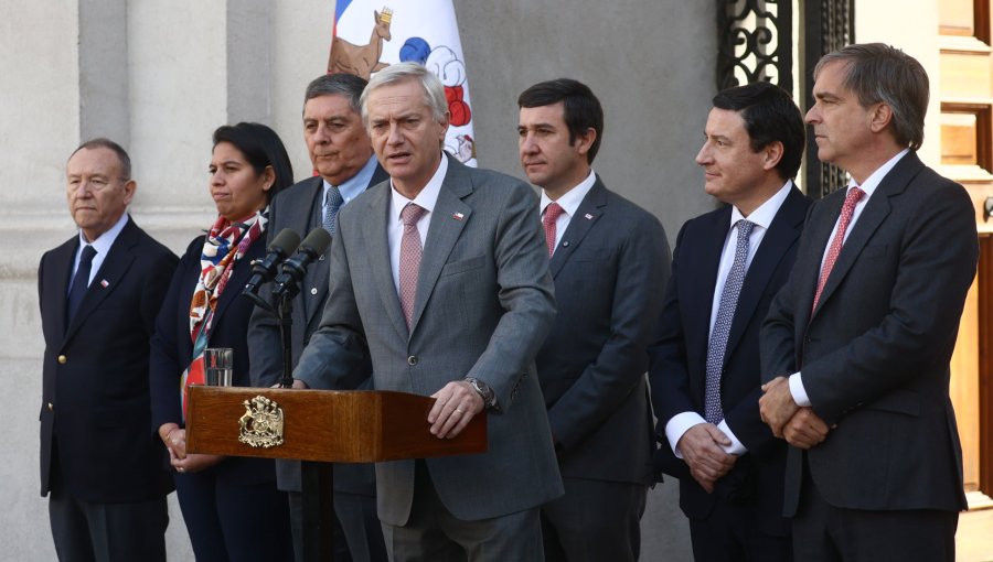 Presidente Kast se reúne con partidos oficialistas y llama a fortalecer la coordinación tras tensión en el bloque